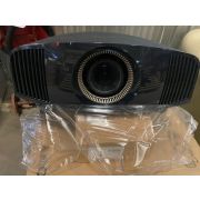 Кинотеатральный 4K проектор Sony VPL-VW590ES (черный)