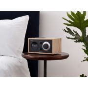Радиоприемник с часами Tivoli Model One+ Цвет: Дуб/Черный [Oak/Black]