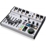 Behringer FLOW 8